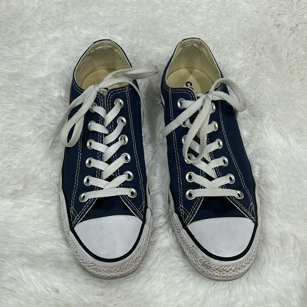 CONVERSE BLUE LOW TOPS